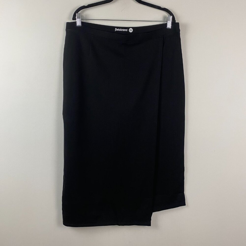 NWOT Betabrand Black Capris size XXL